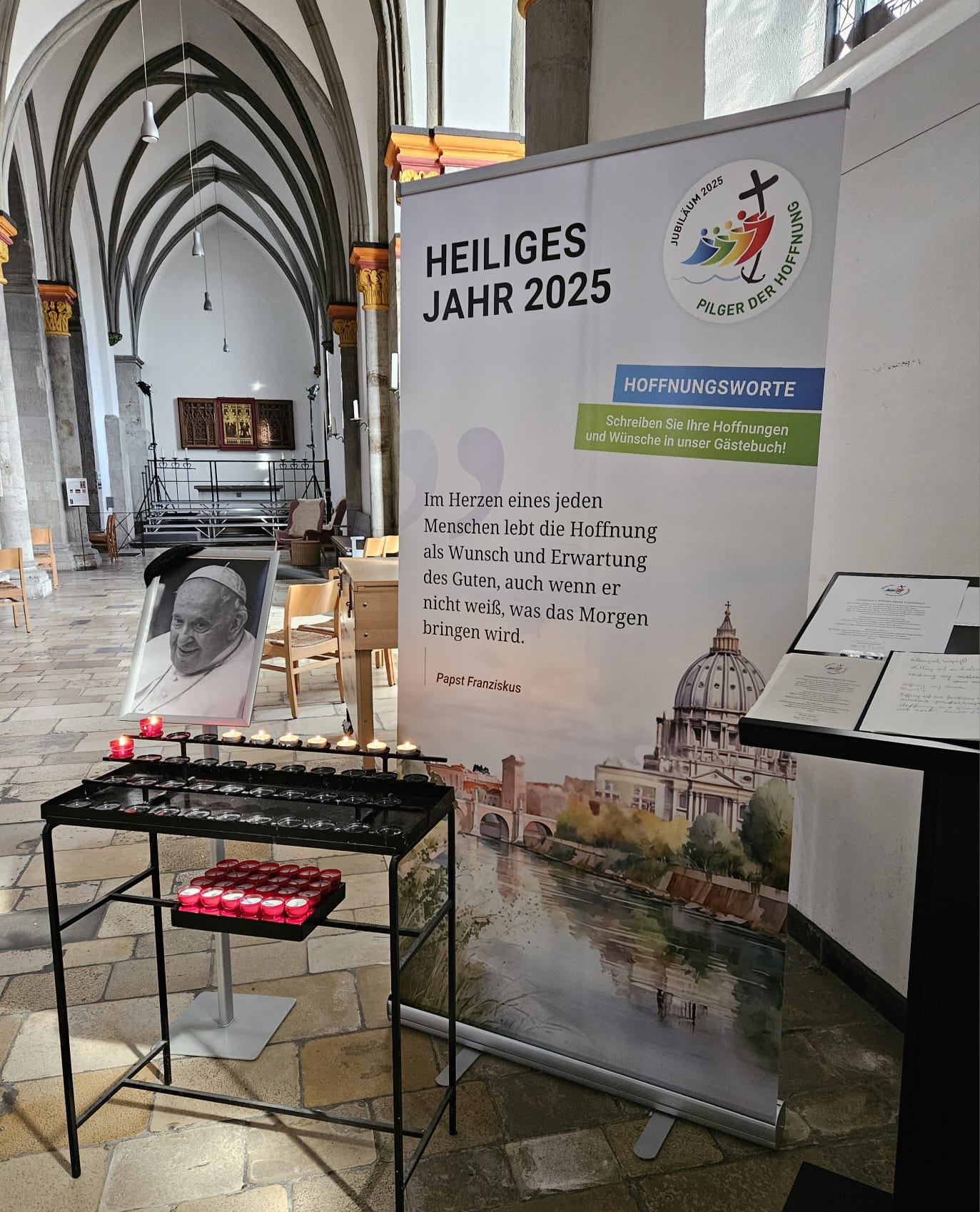 Einladung zum feierlichen Totengedenken für Papst Franziskus (c) wdr.de
